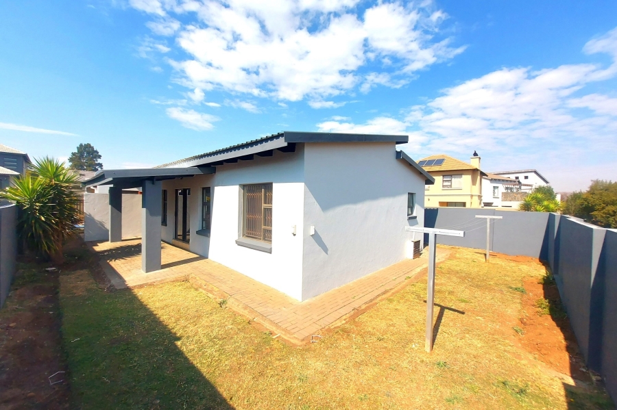 3 Bedroom Property for Sale in Melodie North West
